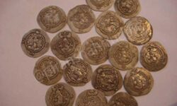 مجموعه کتاب های مرجع سکه شناسی سکه های ساسانی پیرانشهر چاپ شد