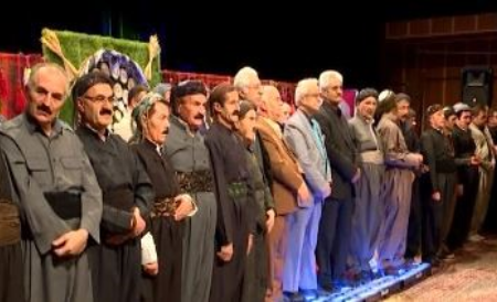 اولین جشنواره منطقه ای موسیقی فولکلور کردی در مهاباد برگزار شد