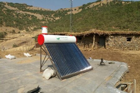 اختصاص ۲۰۵ دستگاه آبگرمکن خورشیدی برای زاگرس‌نشینان پیرانشهر و سردشت