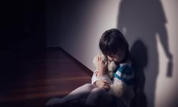 ۴٩٣ مورد کودک آزاری در آذربایجان غربی گزارش شد