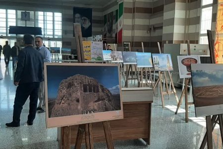 نمایشگاه عکس جاذبه های گردشگری در پایانه مرزی تمرچین