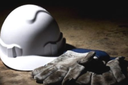 ریزش معدن در مهاباد جان یک کارگر را گرفت