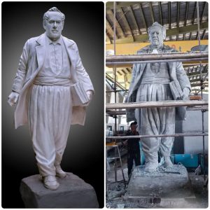 تندیس ماموستا هه‌ژار پیرانشهر