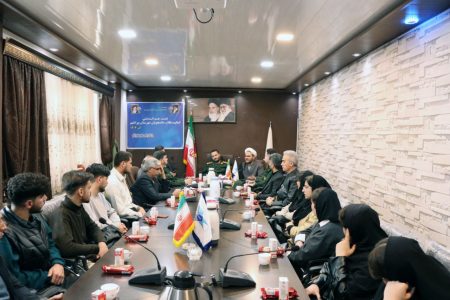 نشست هم اندیشی دانشجویی با موضوع بزرگداشت ۱۶ آذر در دانشگاه آزاد اسلامی واحد پیرانشهر