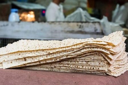 تقاد از نازک‌پزی نان در برخی نانوایی‌های پیرانشهر؛ مطالبه جدی شهروندان از فرماندار