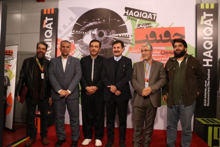 اکران مستند , برای دخترم , روایت ترک تحصیل و بازگشت به تحصیل دختری از روستای گلاز شهرستان اشنویه