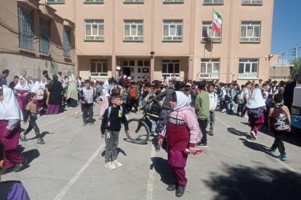 بارش برف و احتمالی تعطیلی مدارس روز سهشنبه در پیرانشهر